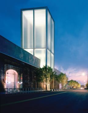To preserve the existing historic structure that is incorporated into the SCAD Museum addition, glass panels are affixed over archways to enclose the space without blocking the exhibitions from view.