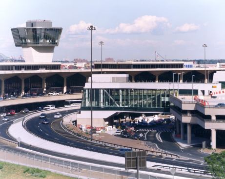 Clarke Caton Hintz specified extensive glazing and precast construction for the 3,400-space Terminal C Parking Garage to strengthen its aesthetic connection to Newak Liberty International Airport.