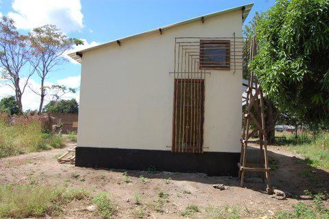 Each house has three bedrooms, a living and dining space, and a pantry-utility area. The houses allow for solar panels to be mounted on the roof. 