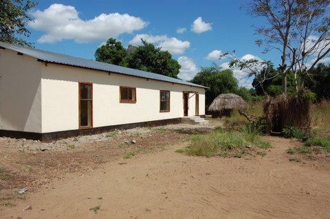 Now that the classroom and teacher housing are completed, SCALEAfrica is working on sanitation blocks for the school compound.