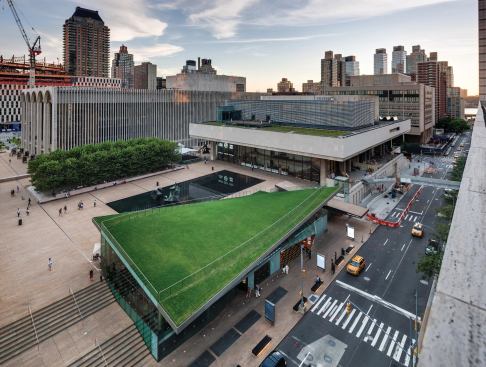 Overview of the whole Lincoln Center Theater plaza.