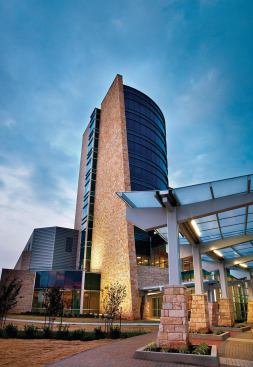 Norman Regional Hospital Healthplex CampusArchitect: PageSoutherlandPage, Dallas.

Completion: 2009.

Brief: $101 million, 400,000-s.f. structure houses a vascular center, a pavilion for women and children, and a center for orthopedic services.