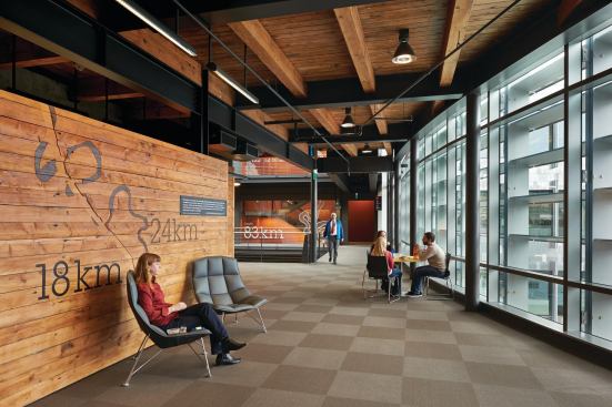 The daylit public spaces, including the bench-lined corridors, have become gathering points for people working in the building. And, as USACE chief of architecture/structures John Maciejewski, Assoc. AIA, puts it, the influx of natural light made workers who were used to a dark office environment feel “like Neanderthals coming out of the caves.” 