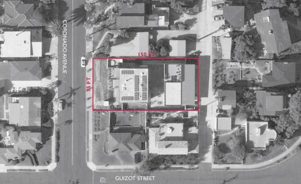 A site plan of the house.