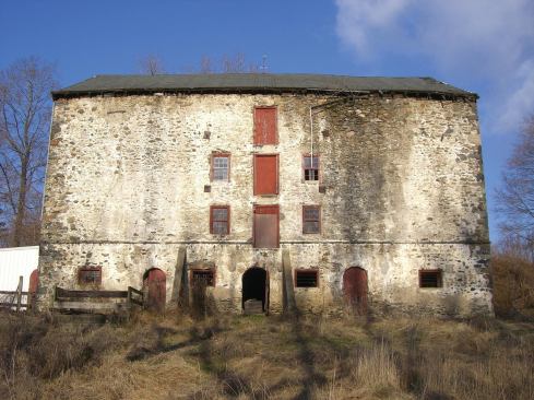 The barn before renovation.