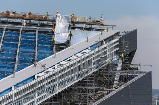 First phase of ETFE installation in US Bank Stadium
