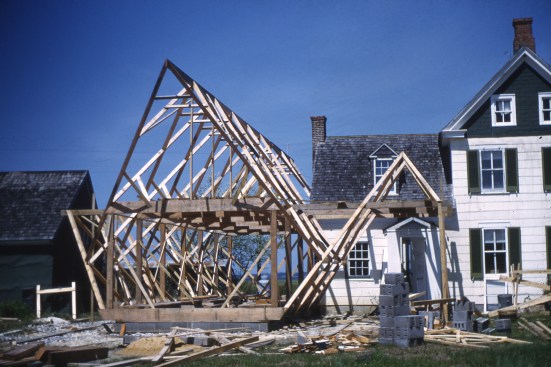 The 1950s addition that Tyng designed for her parentsâ country house, which was lost to fire in the '90s