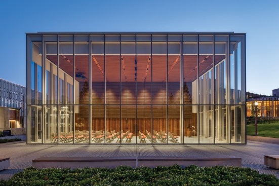 Project: Washington University in St. Louis, East End
Architect: KT; KieranTimberlake
Location: St. Louis, MO.