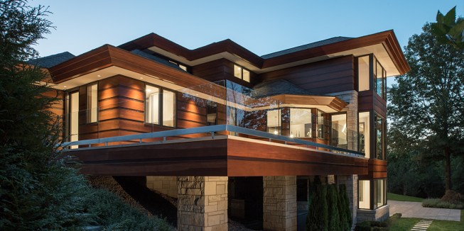 The Michigan homeowners opted for Weather Shield’s Contemporary Collection Casement Windows, Direct Set Windows, and Hinged Doors, which include an aluminum-clad exterior, providing a virtually maintenance-free finish that resists varying weather elements.