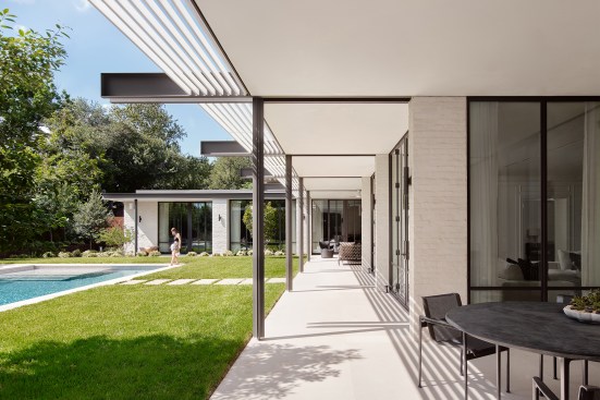 West Lynn Residence. Austin, Texas. A Parallel Architecture