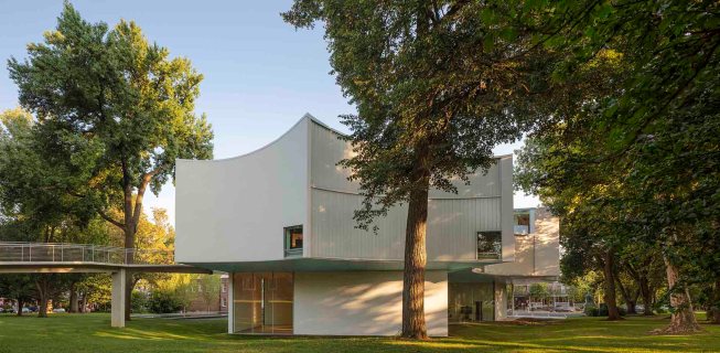 Winter Visual Arts Center at Franklin & Marshall College, designed by Steven Holl Architects.