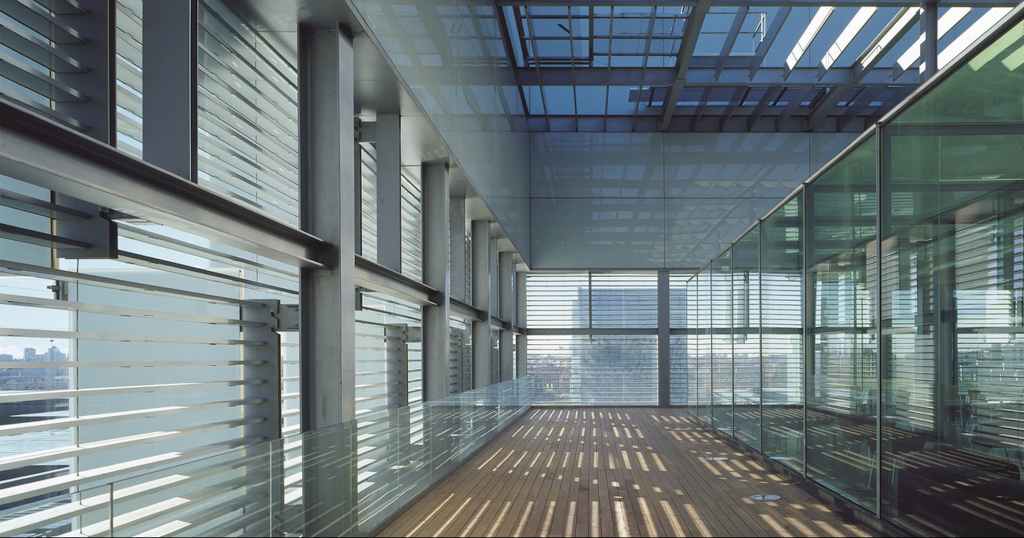 Madrid’s District C Telefónica building by architect Rafael de la Hoz