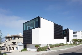 Alma Switch House in Manhattan Beach, Calif. by Brooks + Scarpa